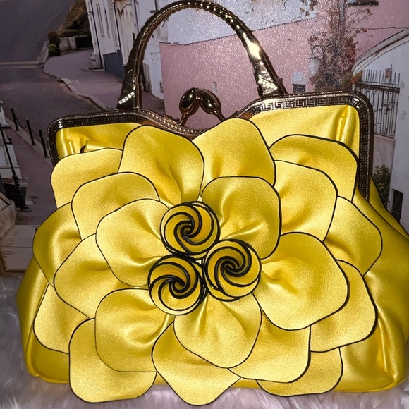Handbags - Yellow Flower Satchel NEW
